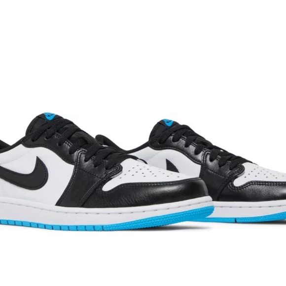 Jordan 1 Retro Low OG Black Dark Powder Blue - Picture 1 of 12